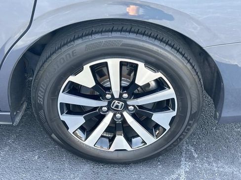Used 2025 Honda Odyssey EX-L image 14