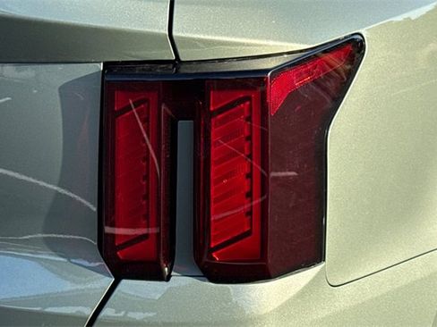 New 2025 Kia Sorento X-Line EX image 36