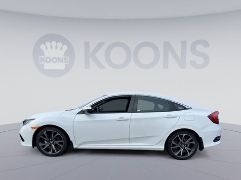 Used 2019 Honda Civic Sport image 2