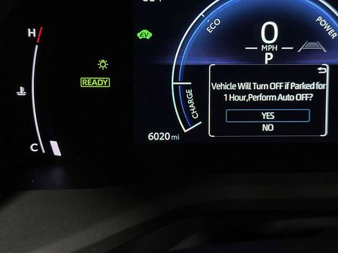 Certified 2025 Toyota Camry SE w/ Convenience Package image 19