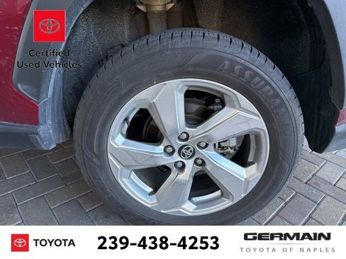 Used 2020 Toyota RAV4 Limited image 12