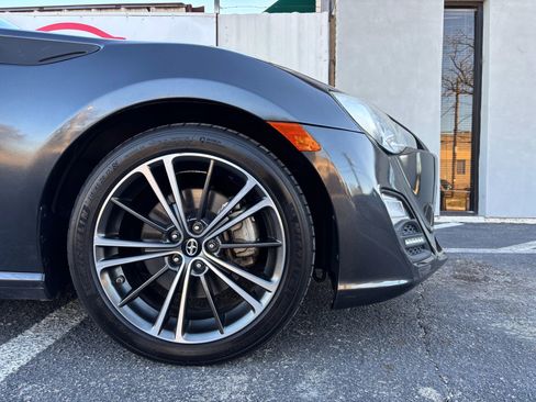 Used 2015 Scion FR-S image 12
