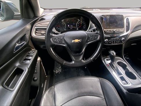Used 2021 Chevrolet Equinox Premier AWD/4WD image 6