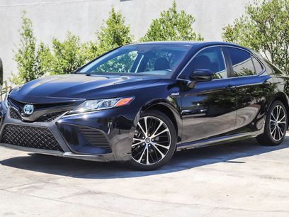 Used 2019 Toyota Camry SE