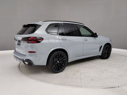 New 2026 BMW X5 sDrive40i w/ M Sport Package image 6