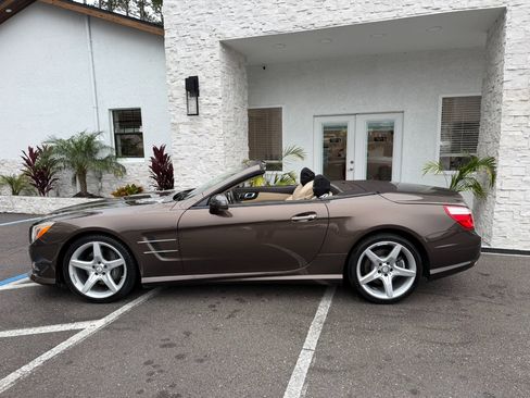 Used 2016 Mercedes-Benz SL 400 image 2