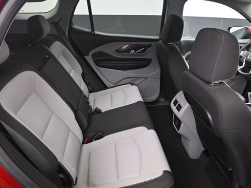 Used 2023 GMC Terrain SLE w/ Driver Convenience Package image 11