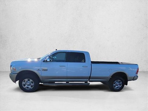 Used 2016 RAM 3500 Laramie Longhorn image 9