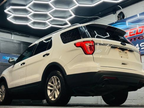 Used 2016 Ford Explorer FWD image 10