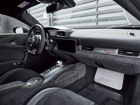 Used 2024 Maserati MC20 Coupe image 48