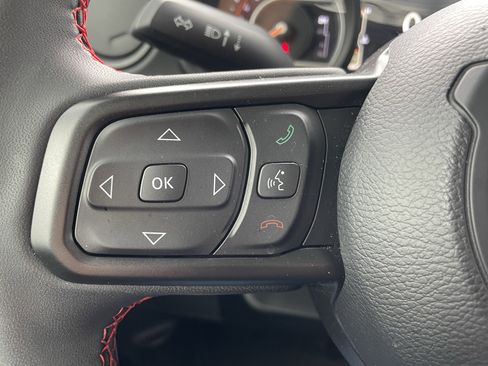 Used 2024 Jeep Wrangler Unlimited Rubicon w/ Convenience Group image 13