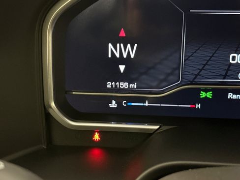 Used 2023 GMC Sierra 1500 AT4 w/ AT4 Premium Package image 21