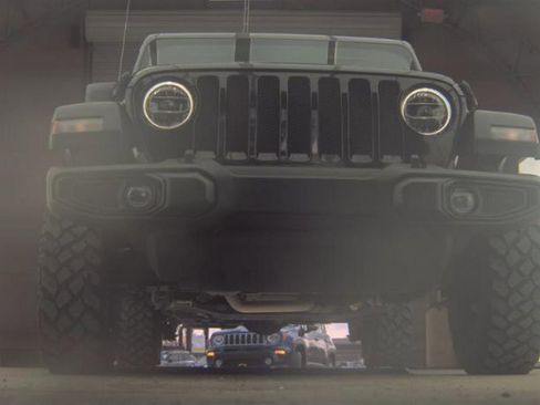 Used 2022 Jeep Wrangler Unlimited Sport image 3