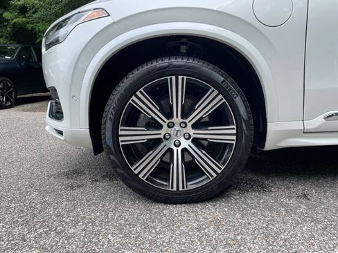 Certified 2025 Volvo XC90 T8 Ultra w/ Protection Package Premier AWD/4WD image 27