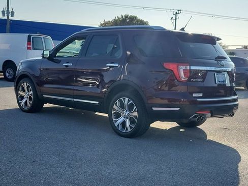 Certified 2018 Ford Explorer Platinum image 4