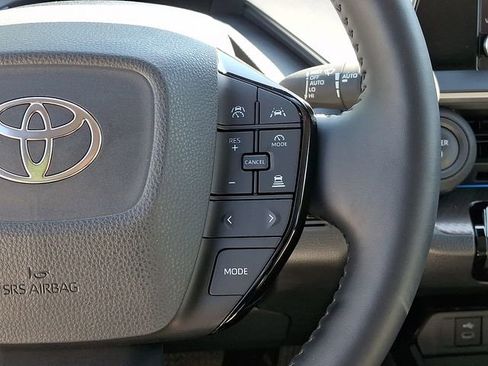 Used 2024 Toyota Prius XLE FWD image 24