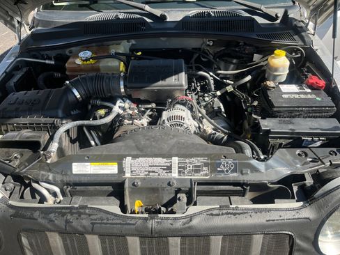 Used 2002 Jeep Liberty Limited image 21