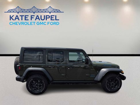 Used 2023 Jeep Wrangler Unlimited w/ Cold Weather Group AWD/4WD image 8
