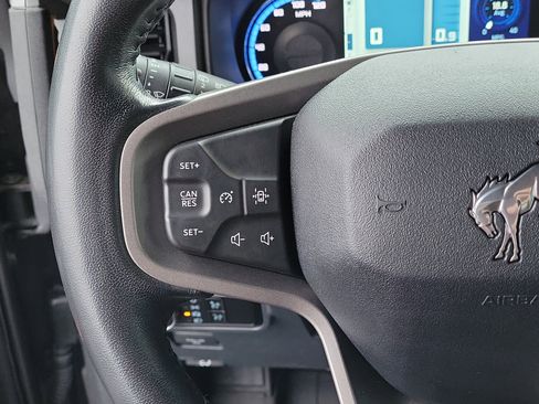 Used 2023 Ford Bronco Badlands image 21