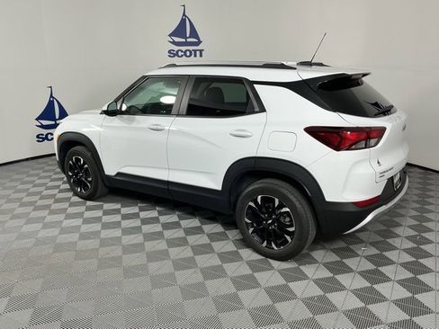 Used 2023 Chevrolet TrailBlazer LT w/ Convenience Package image 4