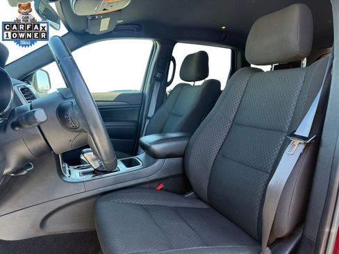Certified 2021 Jeep Grand Cherokee Laredo AWD/4WD image 9