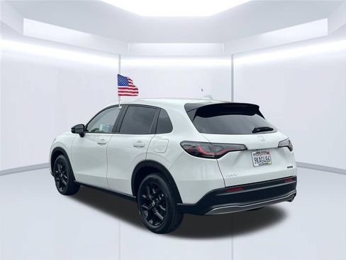 Certified 2024 Honda HR-V Sport image 3