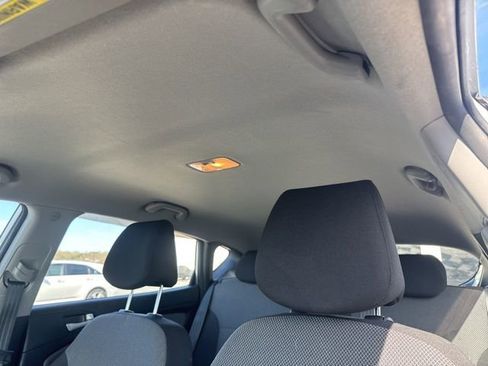 Used 2014 Hyundai Accent GS image 12