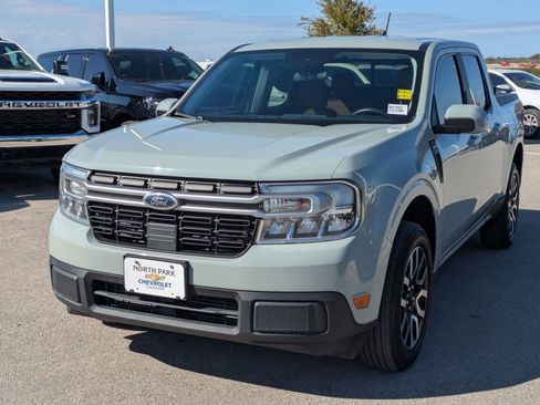 Used 2022 Ford Maverick Lariat w/ Lariat Luxury Package image 7