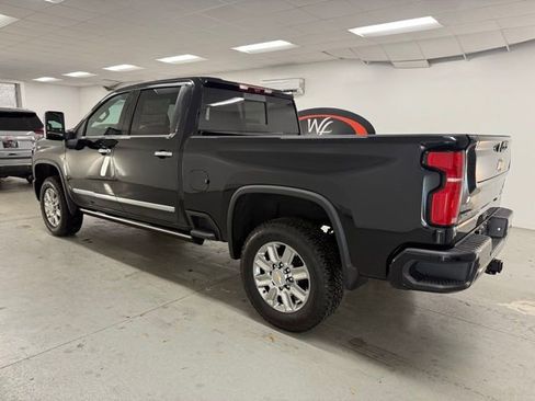 New 2026 Chevrolet Silverado 2500 High Country w/ High Country Premium Package image 9