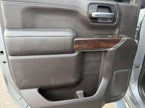 Used 2020 GMC Sierra 1500 SLT image 9