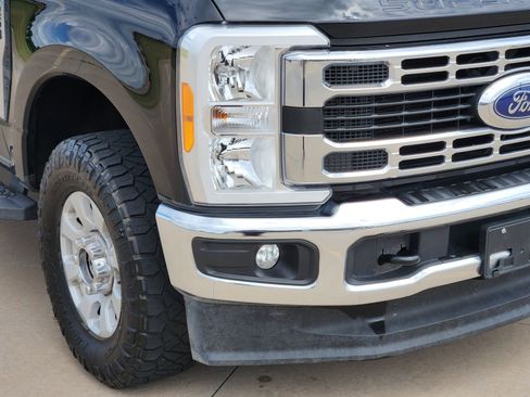 Used 2023 Ford F250 XLT AWD/4WD image 10