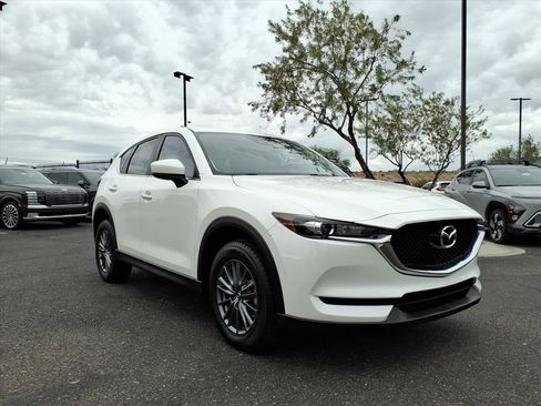 Used 2017 MAZDA CX-5 Touring w/ Preferred Equipment Package image 8
