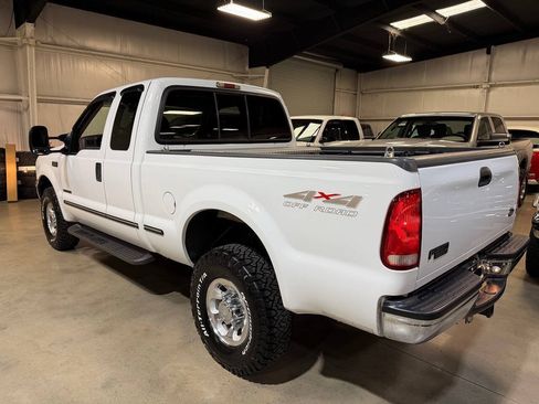 Used 1999 Ford F250 Lariat AWD/4WD image 3