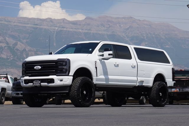 Used 2026 Ford F350 Platinum AWD/4WD image 3