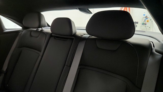 Used 2024 Lucid Air Pure RWD image 43