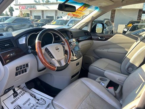 Used 2012 Nissan Quest LE FWD image 19