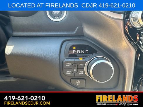 New 2026 RAM 1500 4x4 Crew Cab image 21