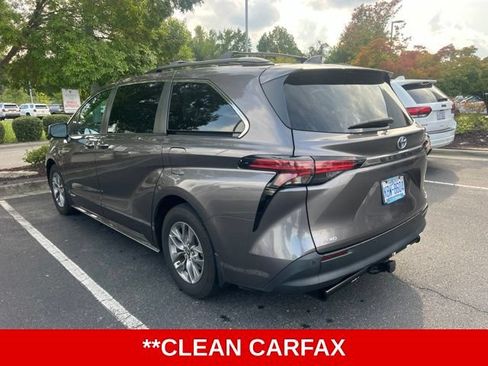 Used 2021 Toyota Sienna XLE w/ XLE Plus Package AWD/4WD image 5