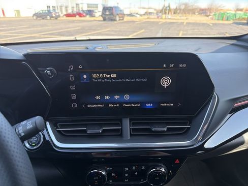 New 2026 Chevrolet Trax RS image 17