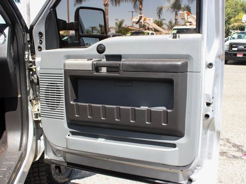 Used 2014 Ford F250 XLT w/ XLT Interior Package image 35