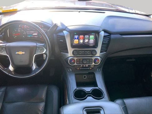 Used 2019 Chevrolet Suburban LT AWD/4WD image 15