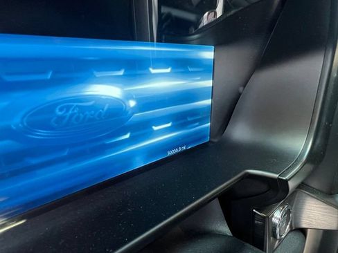Used 2024 Ford F350 Lariat w/ Lariat Ultimate Package AWD/4WD image 9