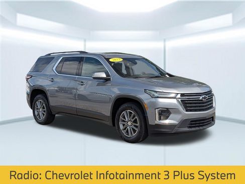 Used 2023 Chevrolet Traverse LT FWD image 10