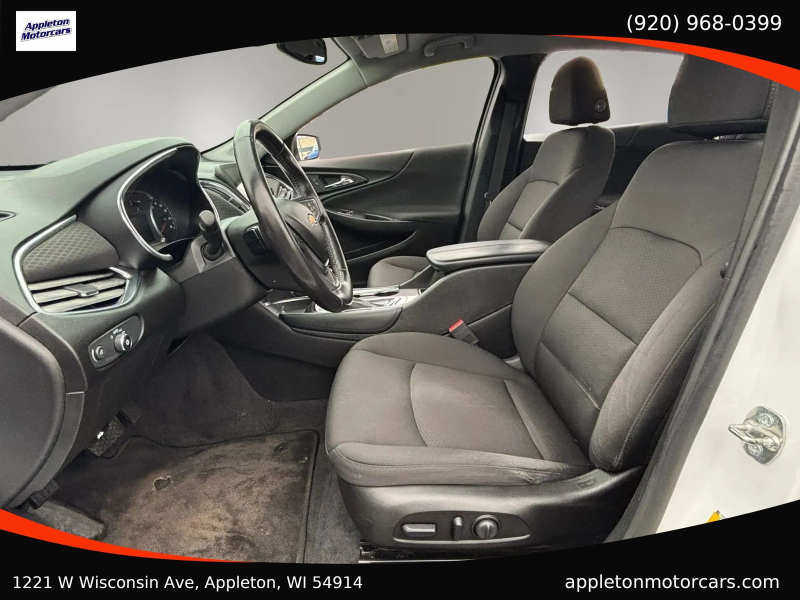 Used 2018 Chevrolet Malibu LT FWD image 28