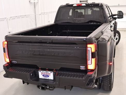 New 2026 Ford F450 Platinum w/ FX4 Off-Road Package AWD/4WD image 44