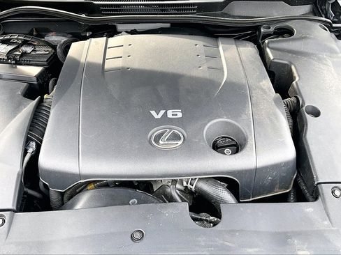 Used 2010 Lexus IS 250 image 9