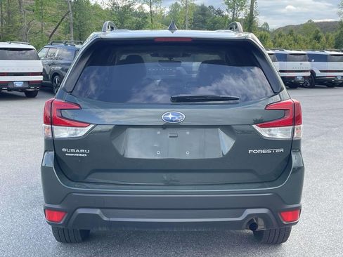 Used 2024 Subaru Forester Premium AWD/4WD image 29