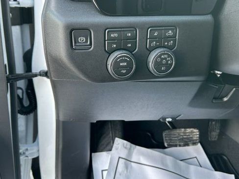 New 2026 Chevrolet Silverado 2500 LT w/ All Star Edition AWD/4WD image 19