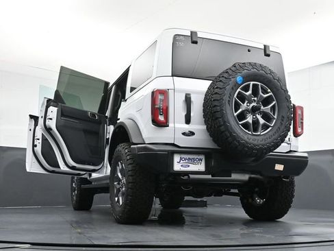 New 2025 Ford Bronco Badlands image 37