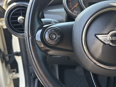 Used 2016 MINI Cooper 4-Door Hardtop FWD image 54